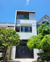 Nhà Chị Gấm
